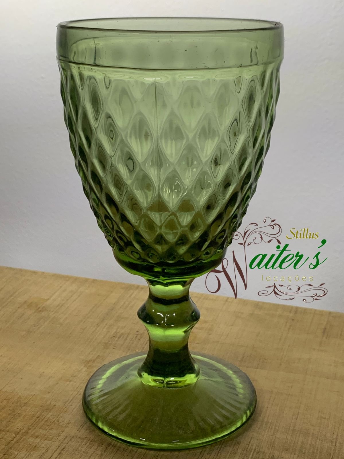 Taça bico de abacaxi verde